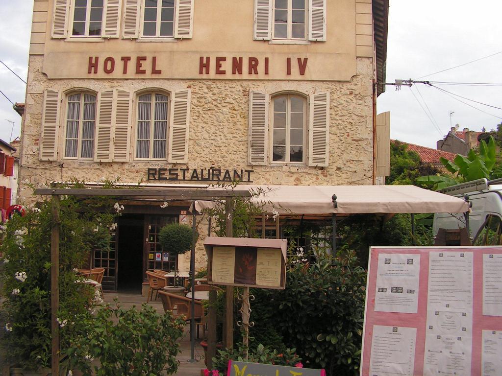 Hotel Restaurant Henri IV Eauze Exteriör bild